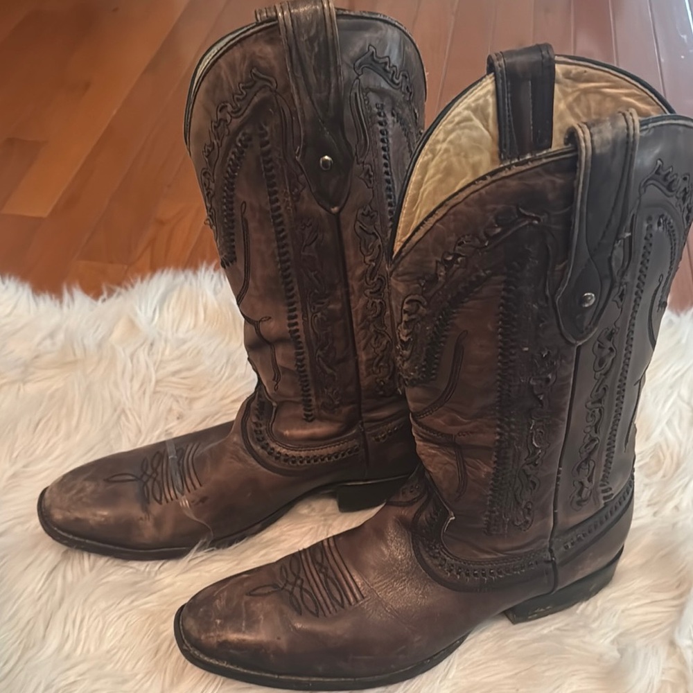 Corral Brown Western Cowboy Boots with Distressed Leather
